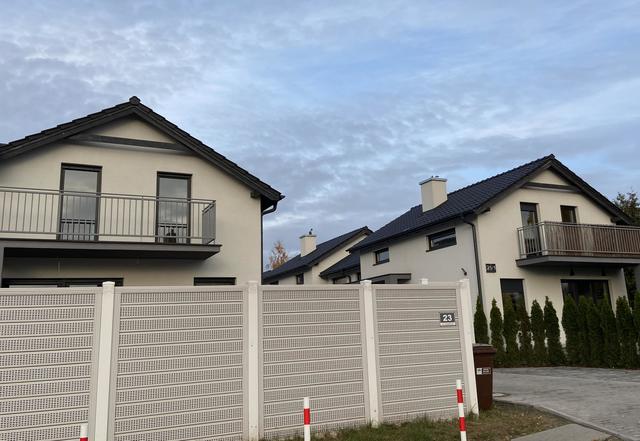 F869ADED-621F-4D25-8150-050ABDE29454