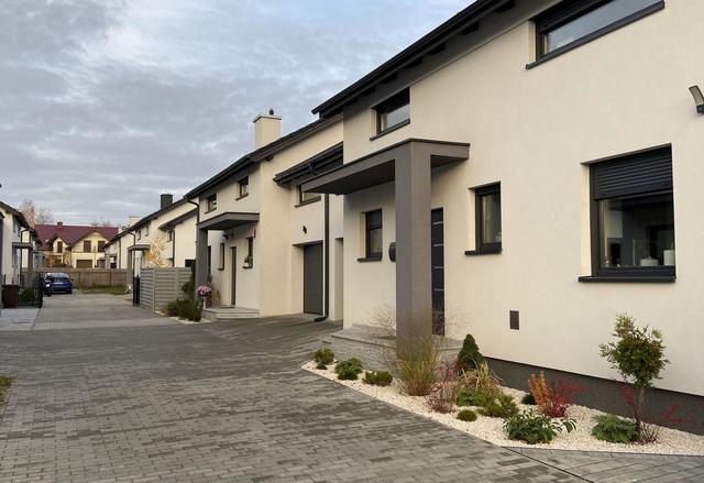 FCC1BB8F-FF15-41D0-A7EE-814AE7DA8069